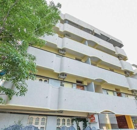 Blossom Suites Bangalore Bagian luar foto