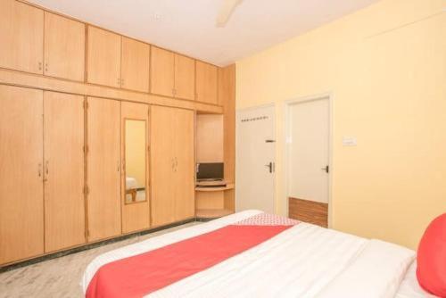 Blossom Suites Bangalore Bagian luar foto